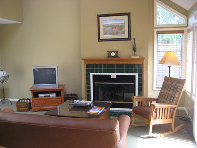 Pinehurst Green Townhome - Living Room